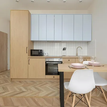 Апартаменты Comfortable In By Renters