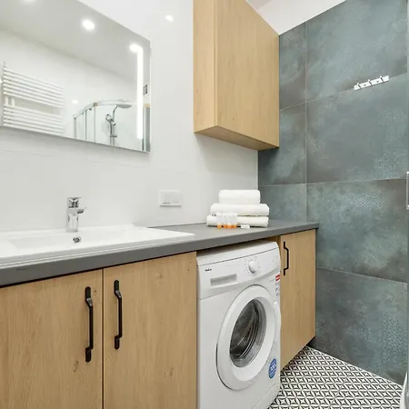 Апартаменты Comfortable In By Renters *
