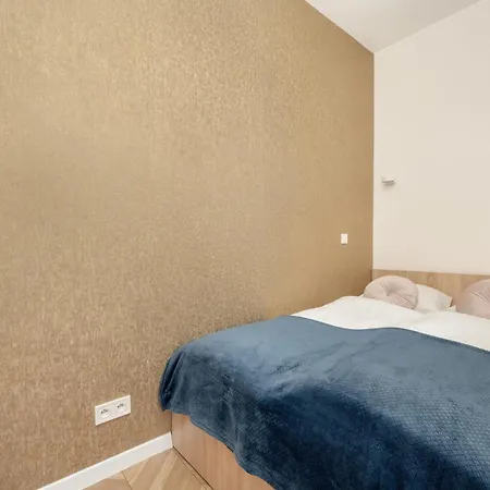 Апартаменты Comfortable In By Renters Вроцлав